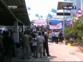 Ratusan Nelayan Berunjuk Rasa Akibat Kehabisan Solar