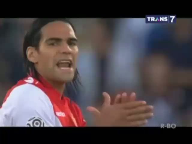 Gaji Tinggi Alasan Falcao Pilih MU