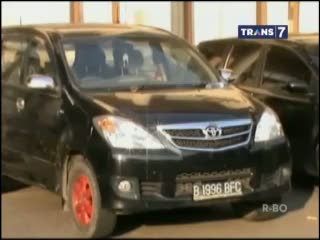 Komplotan PNS Pemda Curi Mobil