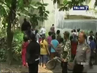 Mayat Bayi Ditemukan di Kebun Kosong dan Masih Terbalut Ari-Ari