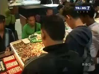 Digemari Pejabat, Harga Batu Akik Meningkat