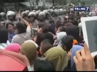 Cuti Melahirkan, Ratusan Buruh Dipecat