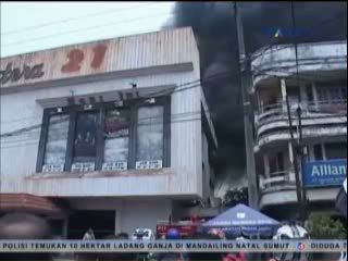 Gedung Bioskop Ludes Terbakar