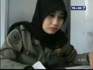Nurul Habibah, Satpol PP Cantik yang Kini Ramaikan Media Sosial