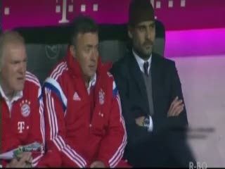 Bayern Gilas Paderborn 4-0