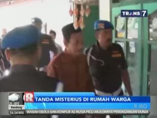 Tanda Misterius di Rumah Warga