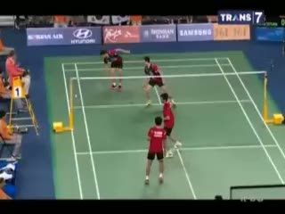 Hendra-Ahsan Sumbang Emas Kedua