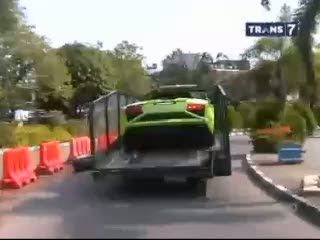 Lamborghini Hotman Paris Kecelakaan, 1 Tewas