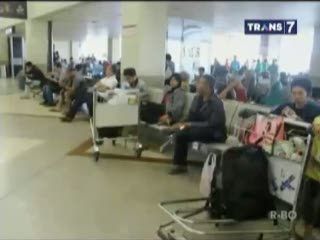 HUT ke-69 TNI, Penerbangan di Bandara Juanda Sementara untuk Militer