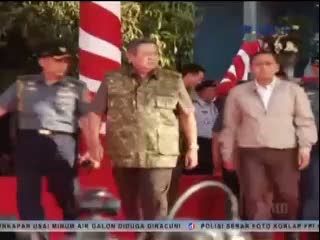 Berbagai Atraksi Meriahkan HUT TNI