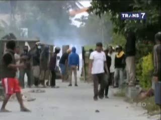 Saling Ejek, Warga 2 Kelurahan Bentrok