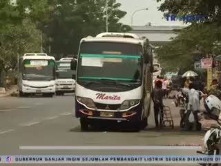 Terminal Bayangan, Bikin Macet Tapi Lebih Disukai Penumpang