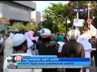 Massa FPI Unjukrasa Tolak Ahok Jadi Gubernur DKI Jakarta
