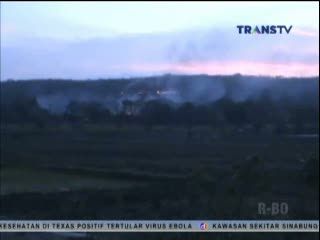 Puluhan Hektar Hutan dan Tanaman Tebu di Kaki Gunung Bentar Terbakar