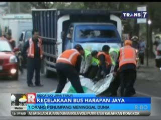 Sopir Bus Harapan Jaya Ugal-ugalan, 7 Orang Penumpang Meninggal
