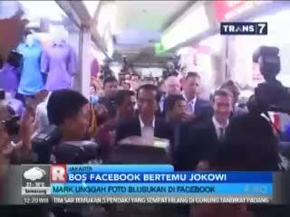 Mark Unggah Foto Blusukan dengan Jokowi di Facebook
