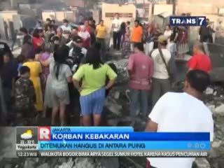Penemuan Jasad Wanita di Puing Sisa Kebakaran