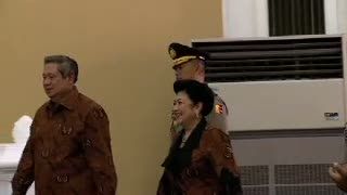 Jelang Turun Tahta, Ibu Negara Masih Peduli Akun Instagramnya