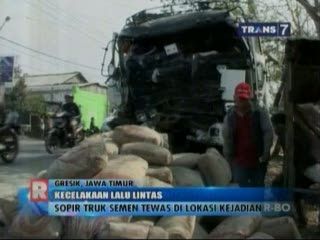 Dua Truk Terlibat Tabrakan, 1 Orang Tewas