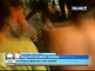 Dipergoki Mencuri 3 Sak, Maling Semen Diamuk Warga
