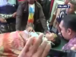 Dianiaya Oknum Polisi, Warga Pingsan