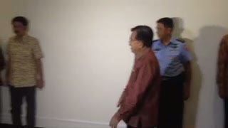 Sambangi Wapres JK, Ical Antarkan Undangan Ultah Setengah Abad Golkar