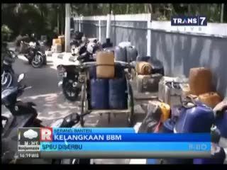 BBM Langka, SPBU Diserbu