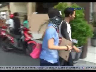 Foto Bugil Gadis Cantik Ini Beredar Melalui Twitter dan BBM