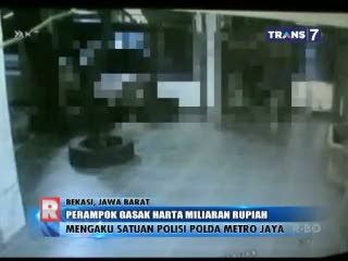 Perampokan yang Mengaku Anggota Polisi Polda Metro Jaya Terekam CCTV