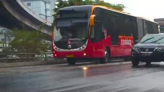 Tarif Transjakarta Cuma Rp 10 di Hari Pahlawan, Penumpang Sambut Gembira