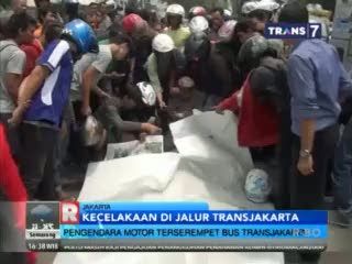 Seorang Pengendara Motor Tewas Terserempet Bus Transjakarta