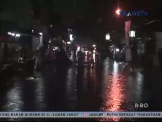 Kawasan Kemang Tergenang Banjir Setinggi 1 Meter