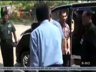 Menhan Blusukan ke Pindad dan PT DI