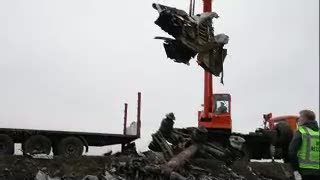 Setelah 4 Bulan Jatuh, Puing Pesawat MH17 Mulai Dibersihkan 
