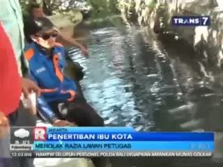 Menolak di Razia Pemuda Pemulung Berkelahi dengan Petugas