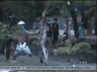 Mahasiswa dan Polisi Bentrok, Seorang Warga Tewas