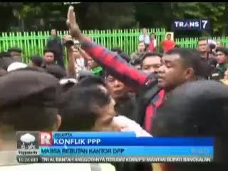 Konflik PPP kembali Menghangat, Massa PPP Berebut Kantor DPP