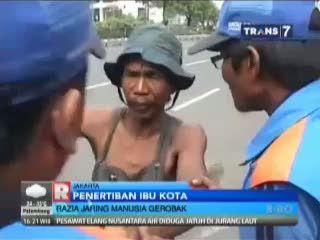 Tangis Protes Warnai Penertiban PKL dan Gepeng