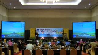 Tantangan Lokalitas dalam Pasar Bebas Informal Global