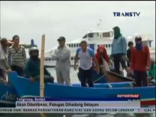Penertiban Bagan Bambu, Petugas Dihadang Nelayan