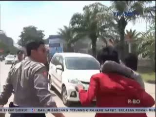 Demo Hari Anti Korupsi Berujung Bentrok