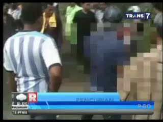 Pencuri Ternak Babakbelur Dihajar Warga