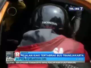 Pejalan Kaki Tertabrak Bus Transjakarta 