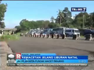 Jalur Jakarta-Puncak Macet Panjang