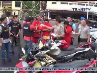 Mobil Leasing Sitaan Akan Dijual ke Timor Leste