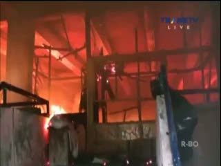 Pasar Induk Wonosoo Terbakar