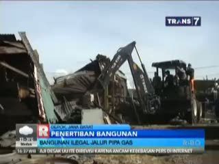 Penertiban Bangunan Liar di Jalur Pipa Gas