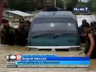 Banjir Aceh Meluar, Warga Bertahan di Pengungsian