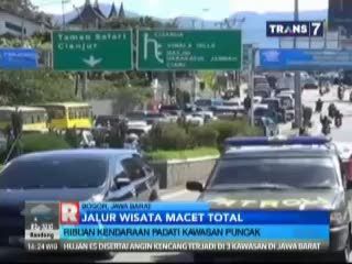 Libur Natal, Jalur Wisata Macet Total