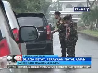 Polisi dan Banser Amankan Natal